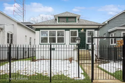 1713 W Arthur Ave, Chicago, IL 60626