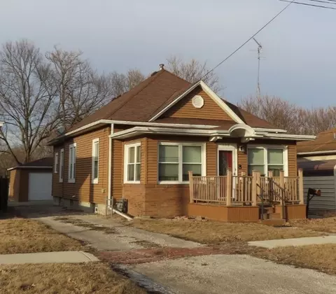 116 W 9th St, Streator, IL 61364