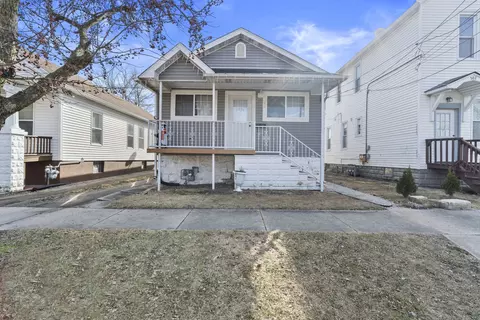504 Meeker Ave, Joliet, IL 60432