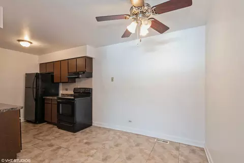 Other - 1925 E Oakton St #1D, Des Plaines, IL 60018 photo 2 of 3