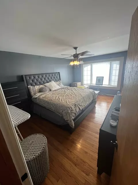 Bedroom - 3225 205th St, Olympia Fields, IL 60461 photo 4 of 4