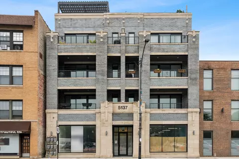 5137 N Lincoln Ave #2S, Chicago, IL 60625