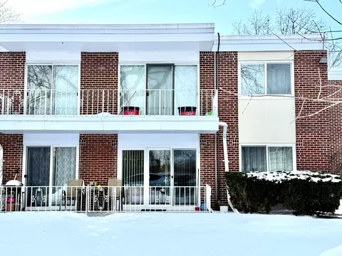 Other - 127 N Wolf Rd #42A, Wheeling, IL 60090 photo 4 of 5