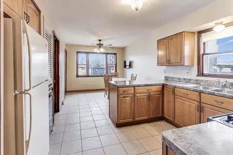 128 E Natoma Ave, Addison, IL 60101 photo 7