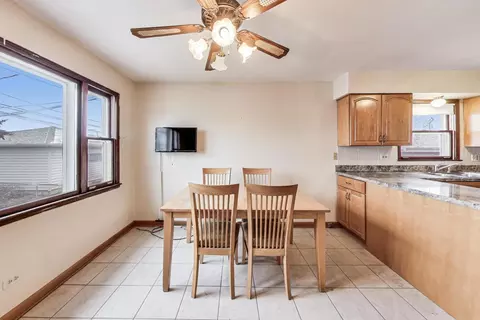 128 E Natoma Ave, Addison, IL 60101 photo 3