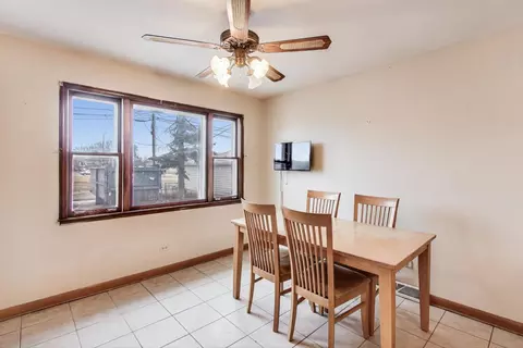 128 E Natoma Ave, Addison, IL 60101 photo 4