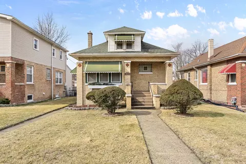 8522 S Saint Lawrence Ave, Chicago, IL 60619