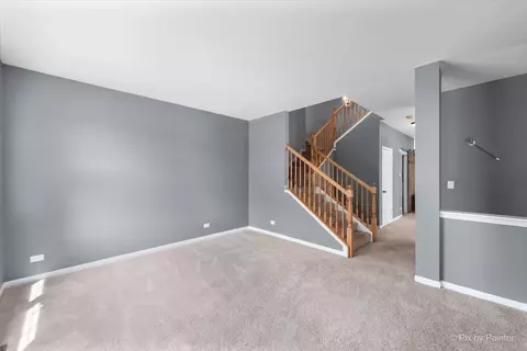 3057 Chalkstone Ave, Elgin, IL 60124 photo 2