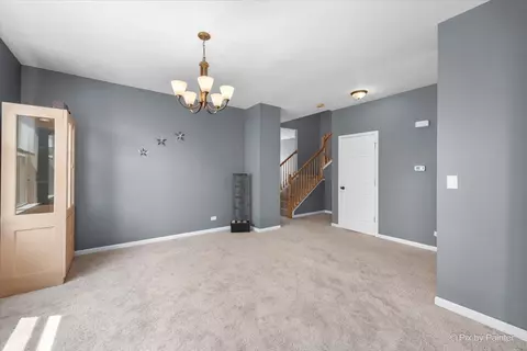 3057 Chalkstone Ave, Elgin, IL 60124 photo 6