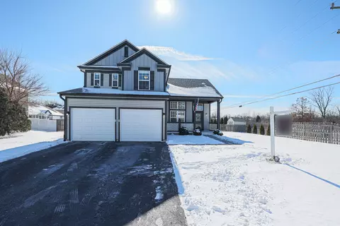 1045 Congress Dr, Bartlett, IL 60103