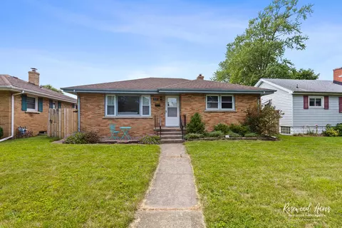 515 S Roosevelt Ave, Kankakee, IL 60901