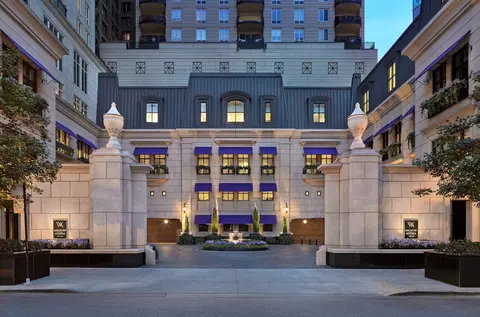 11 E Walton St #5802, Chicago, IL 60611