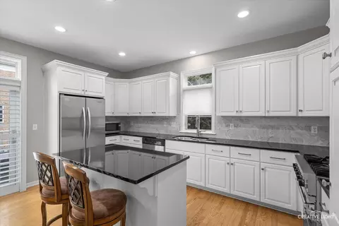 Kitchen - 75 Spring Ave, Naperville, IL 60540 photo 1 of 3