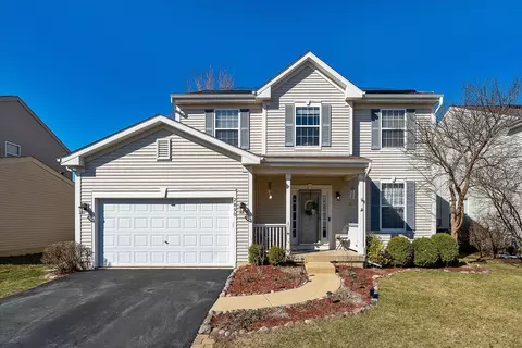 2890 Frances Ln, Montgomery, IL 60538