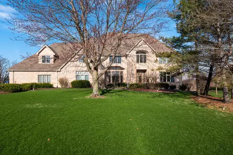 10848 Crystal Ridge Ct, Orland Park, IL 60467