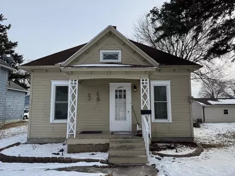 810 E Prairie St, Pontiac, IL 61764