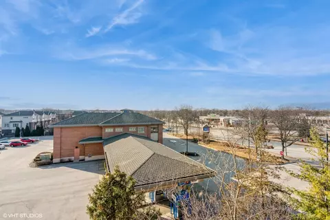 Exterior - 3100 Town Square Dr #307, Rolling Meadows, IL 60008 photo 4 of 4