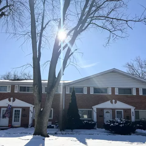 330 Skokie Ct, Wilmette, IL 60091