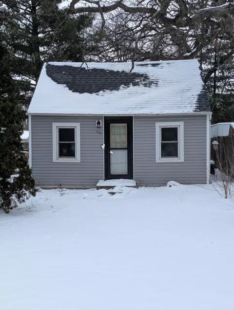 319 Liston Ave, South Beloit, IL 61080