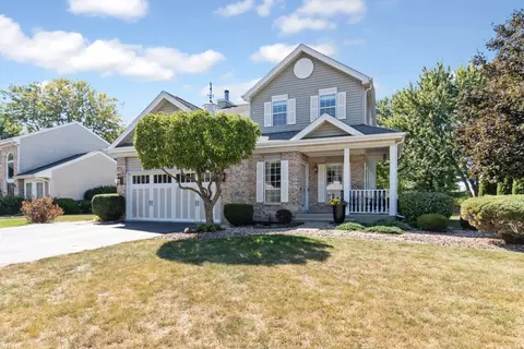 610 Old Oak Cir, Algonquin, IL 60102