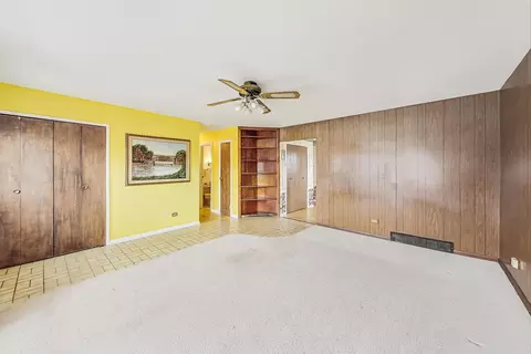 9 N510 Irwin Dr, Elgin, IL 60123 photo 4