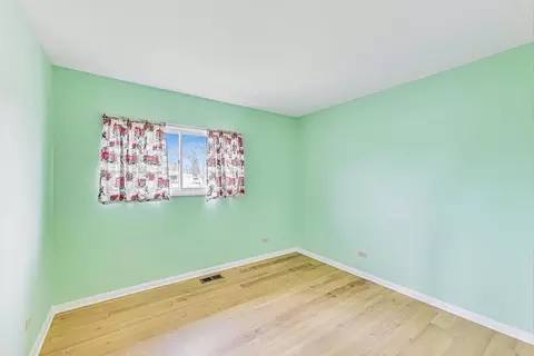 9 N510 Irwin Dr, Elgin, IL 60123 photo 14