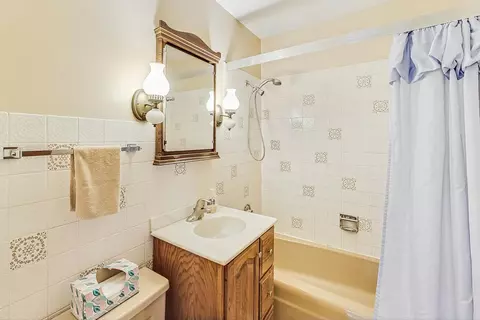 9 N510 Irwin Dr, Elgin, IL 60123 photo 16