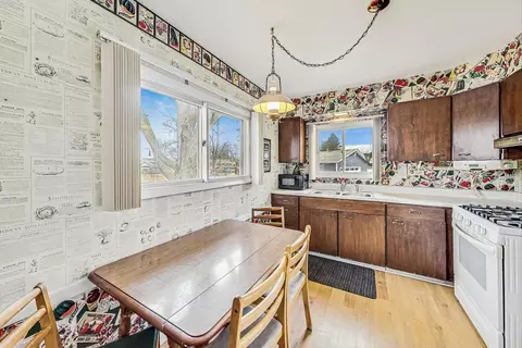 9 N510 Irwin Dr, Elgin, IL 60123 photo 7