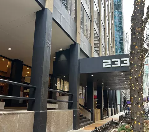 233 Erie St #1605, Chicago, IL 60611