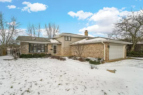 Exterior - 1052 E 7th St, Lockport, IL 60441 photo 3 of 6