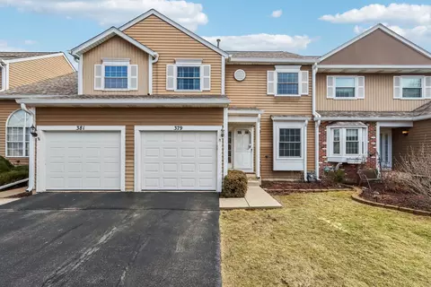 379 Ascot Ln, Streamwood, IL 60107