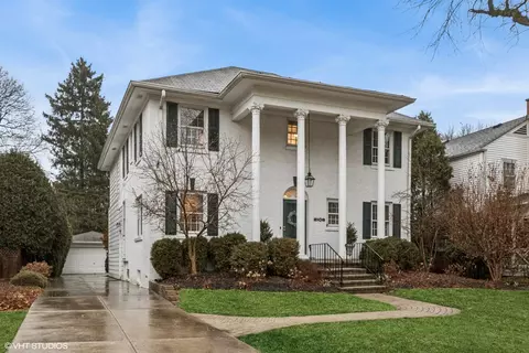 2106 Beechwood Ave, Wilmette, IL 60091