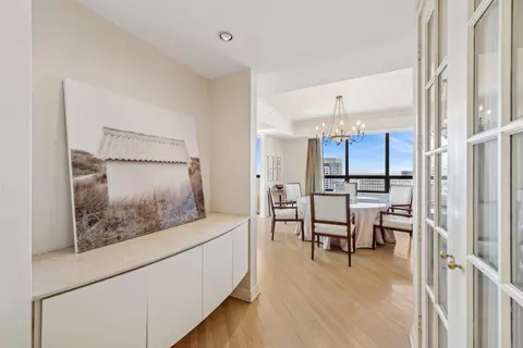 180 E Pearson St #4407, Chicago, IL 60611 photo 8