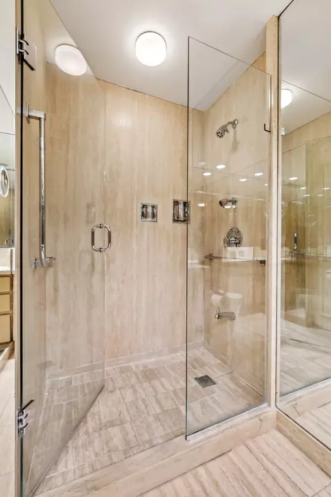 180 E Pearson St #4407, Chicago, IL 60611 photo 21