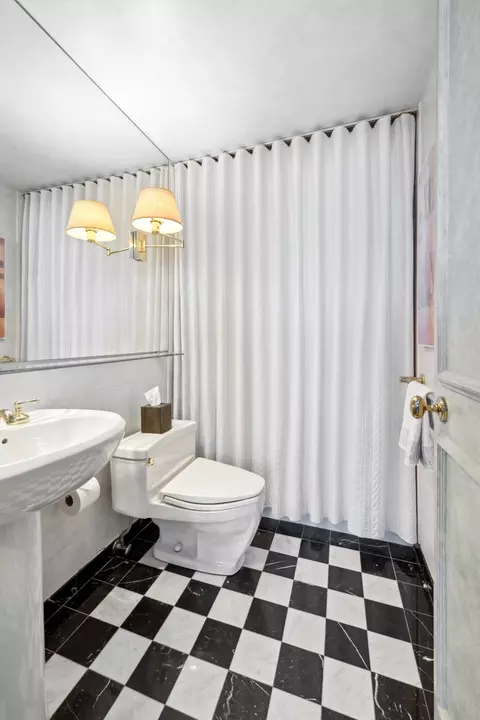 180 E Pearson St #4407, Chicago, IL 60611 photo 13