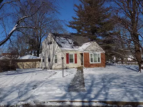 2616 Silver Creek Dr, Franklin Park, IL 60131