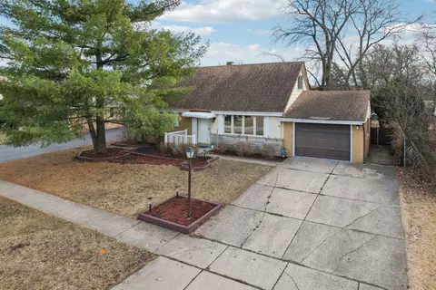 View/Area - 6853 Olympic Dr, Bridgeview, IL 60455 photo 2 of 2