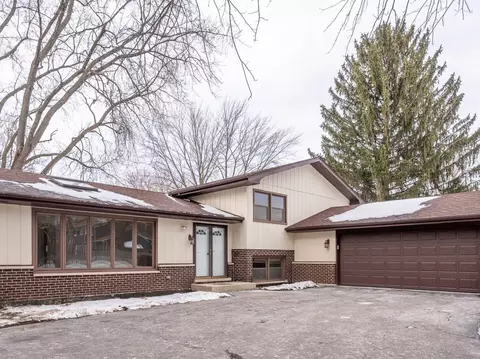 10 S258 Alma Ln, Naperville, IL 60564