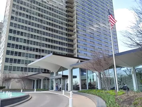 3550 N Lake Shore Dr #1326, Chicago, IL 60657