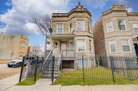 824 S Karlov Ave, Chicago, IL 60624