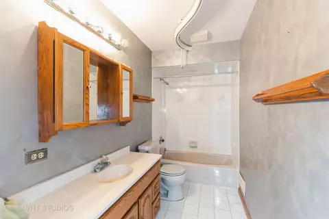 Bath - 24960 S Scheer Rd, Monee, IL 60449 photo 1 of 2