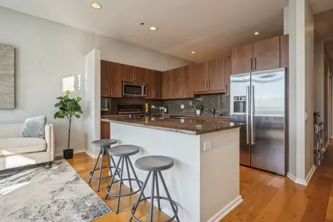 Kitchen - 65 E Monroe St #4603, Chicago, IL 60603 photo 1 of 2