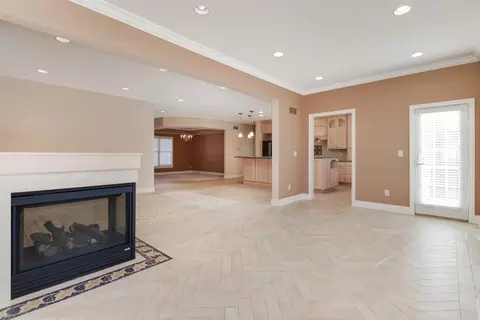 17 Monarch Dr, Bloomington, IL 61704 photo 12
