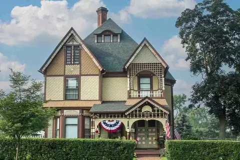 359 Park St, Elgin, IL 60120 photo 5