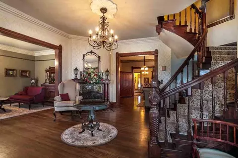 359 Park St, Elgin, IL 60120 photo 8