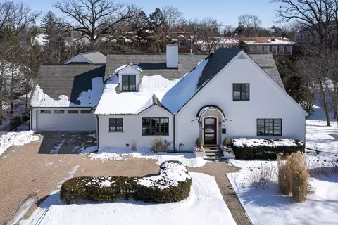 201 Linden St, Winnetka, IL 60093
