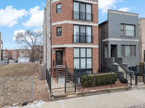 4818 S King Dr #1, Chicago, IL 60615