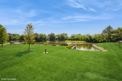 View/Area - 1094 Cornell Ave #2B, Wheeling, IL 60090 photo 1 of 1