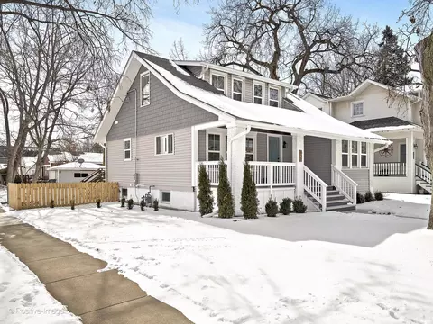 631 Maple Ave, Downers Grove, IL 60515