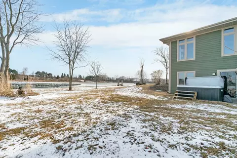 Exterior - 210 Barefoot Ct, Minooka, IL 60447 photo 14 of 22